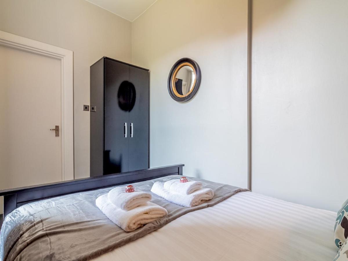 Pass The Keys Spacious And Homely Flat On The Royal Mile EDI Exteriér fotografie