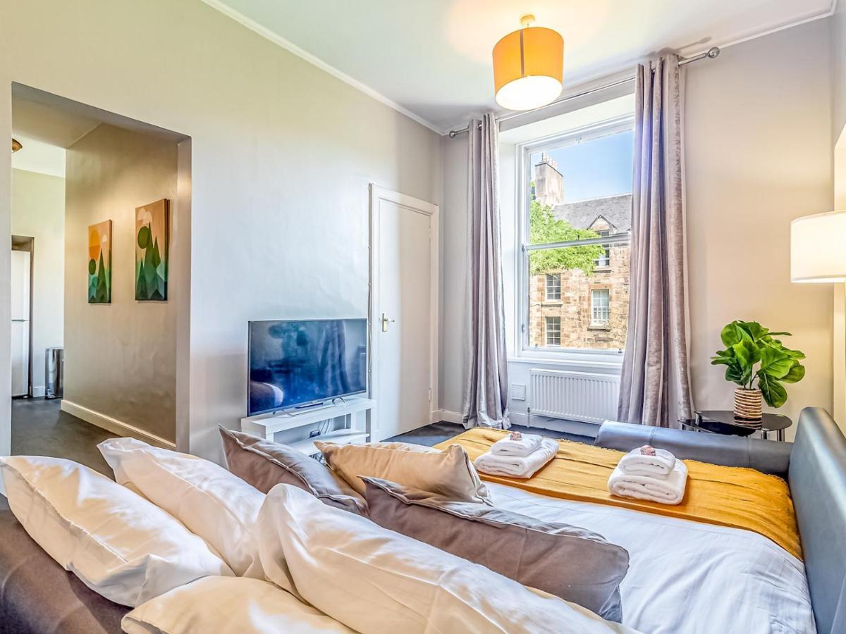 Pass The Keys Spacious And Homely Flat On The Royal Mile EDI Exteriér fotografie