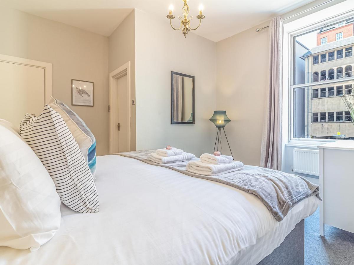 Pass The Keys Spacious And Homely Flat On The Royal Mile EDI Exteriér fotografie