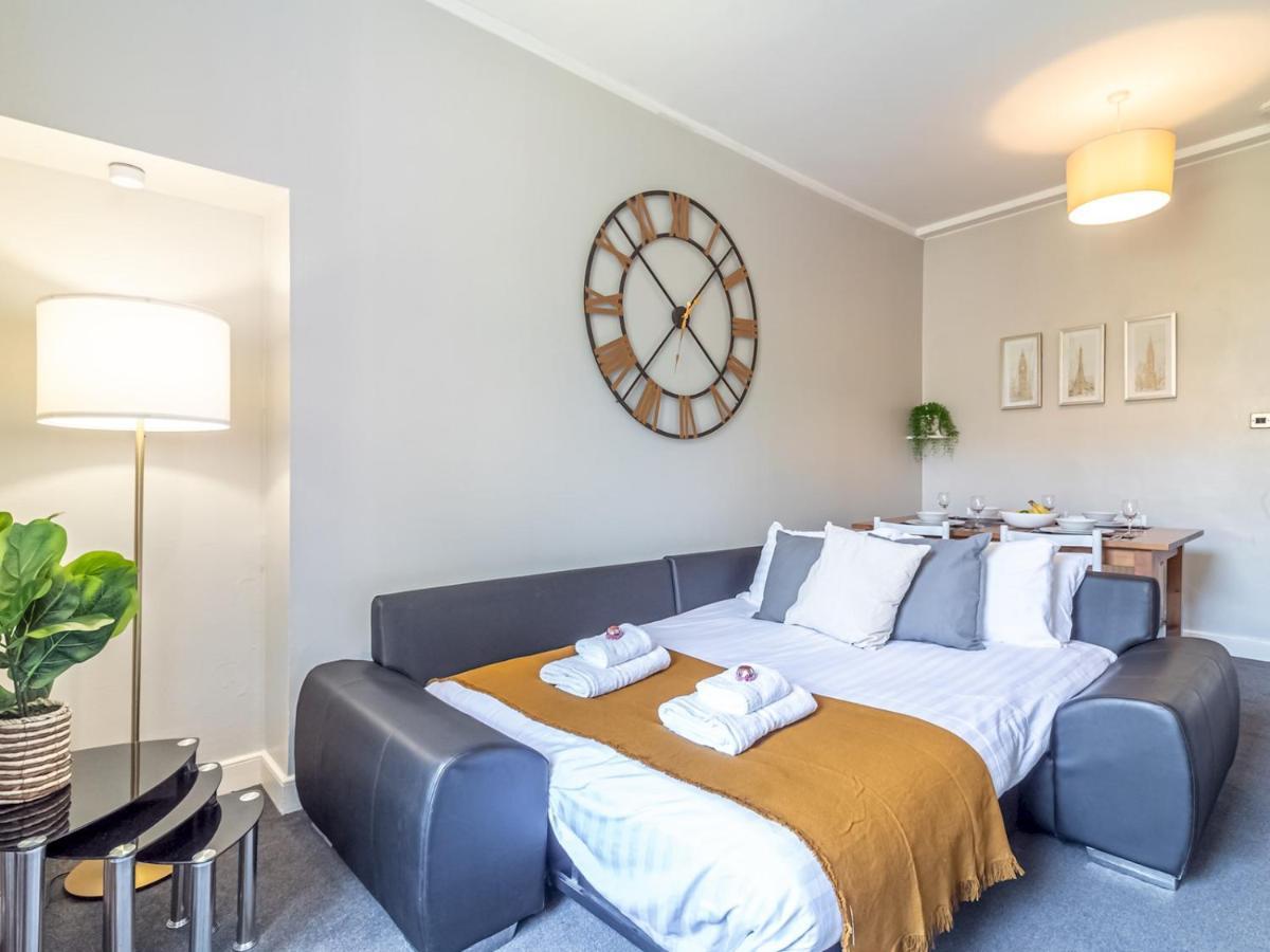 Pass The Keys Spacious And Homely Flat On The Royal Mile EDI Exteriér fotografie