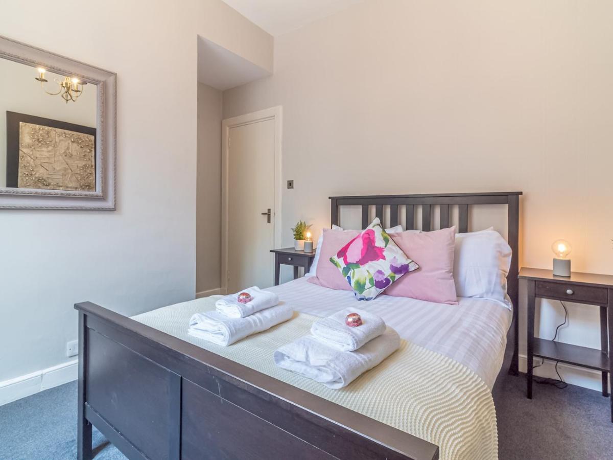 Pass The Keys Spacious And Homely Flat On The Royal Mile EDI Exteriér fotografie